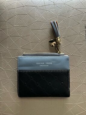 Forever Young Swdvogan Leather Black Slate Blue Pink Bifold Snap Tassel Wallet